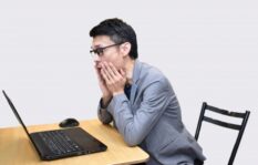 AIとの恋愛は浮気・不倫？夫との離婚の理由になる？